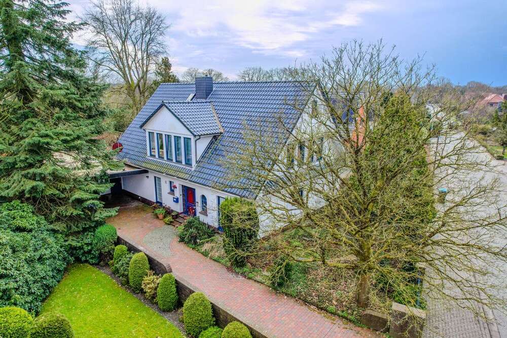 Thumbnail-Haus zum Kaufen in Leer (Ostfriesland) Loga 449.000,00 € 216 m²