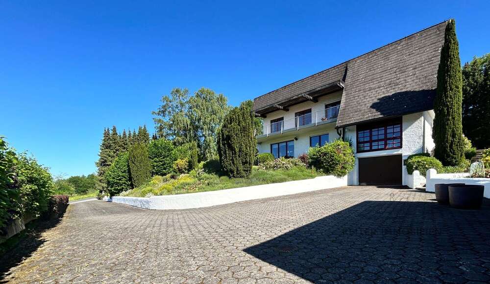 Thumbnail-Haus zum Kaufen in Gersfeld Hettenhausen 949.000,00 € 291 m²
