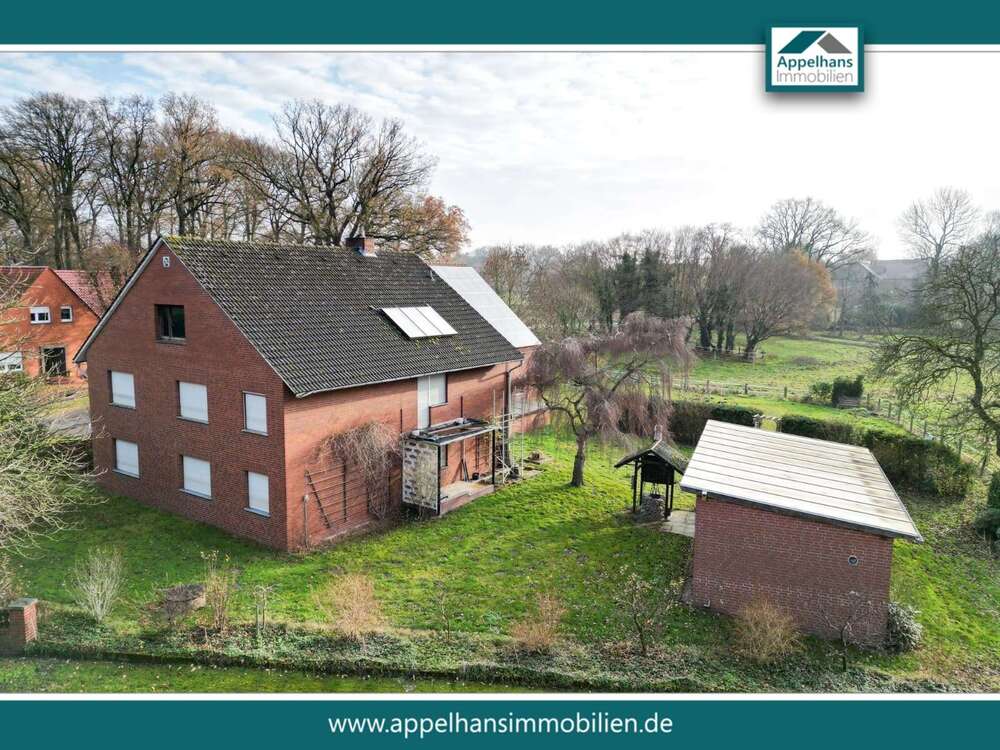 Thumbnail-Haus zum Kaufen in Petershagen 299.000,00 € 230 m²