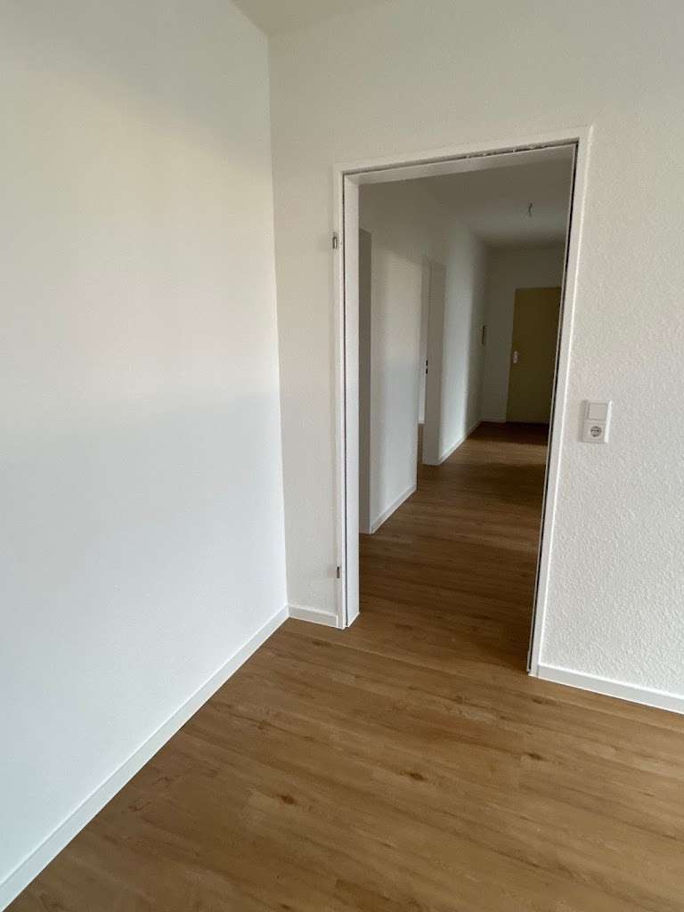 Thumbnail-Wohnung zum Mieten in Kirchlengern 315,63 € 77.75 m²