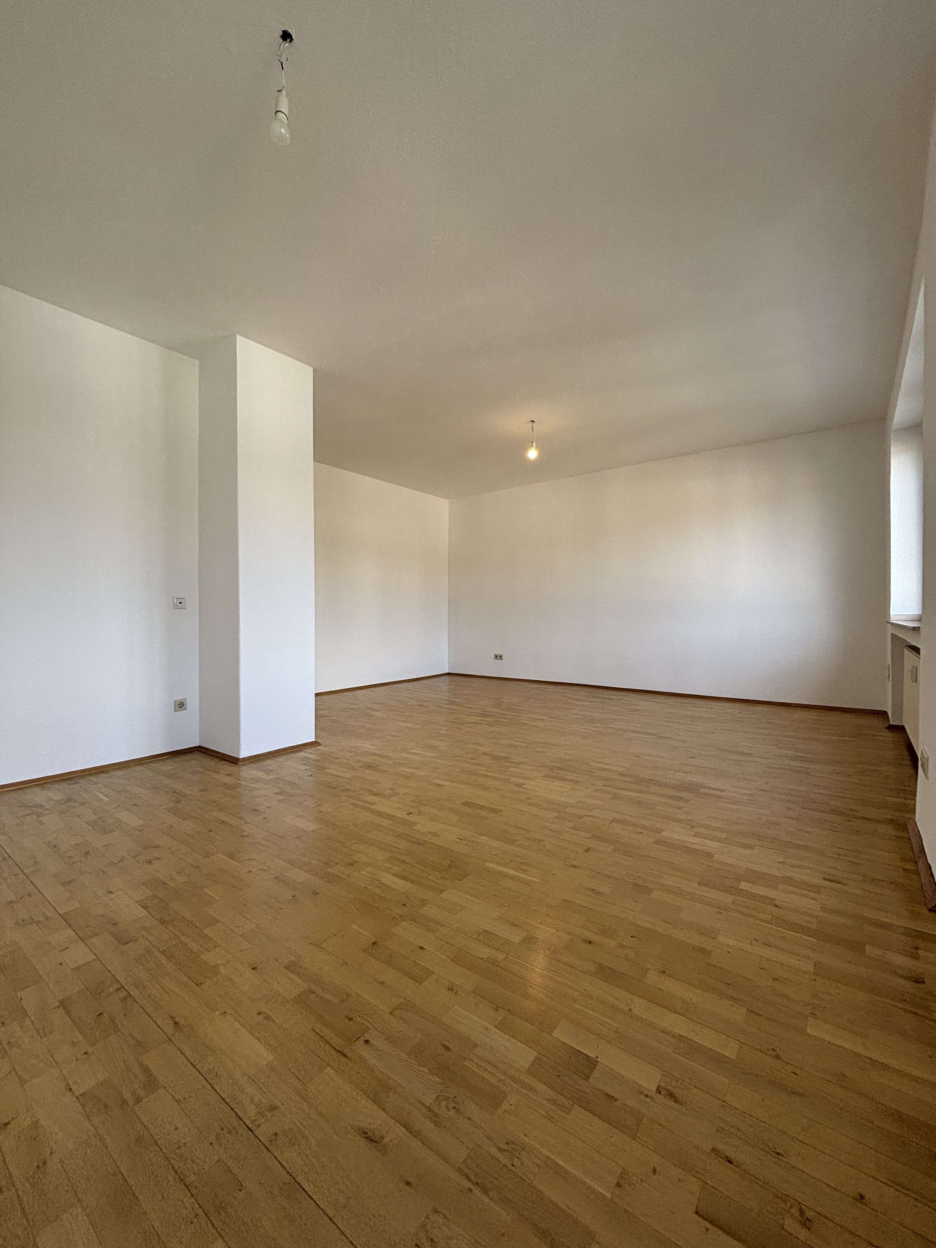 Thumbnail-Wohnung zum Mieten in Düsseldorf 1.150,00 € 73 m²