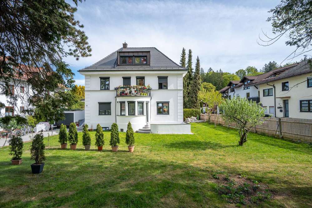 Thumbnail-Haus zum Kaufen in Kirchseeon 1.600.000,00 € 195.68 m²