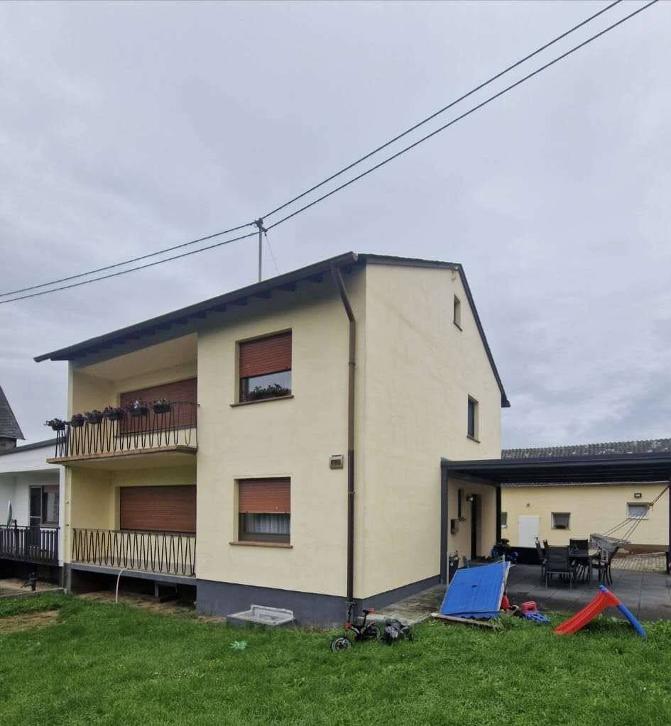 Thumbnail-Haus zum Kaufen in Kerben 360.000,00 € 165 m²