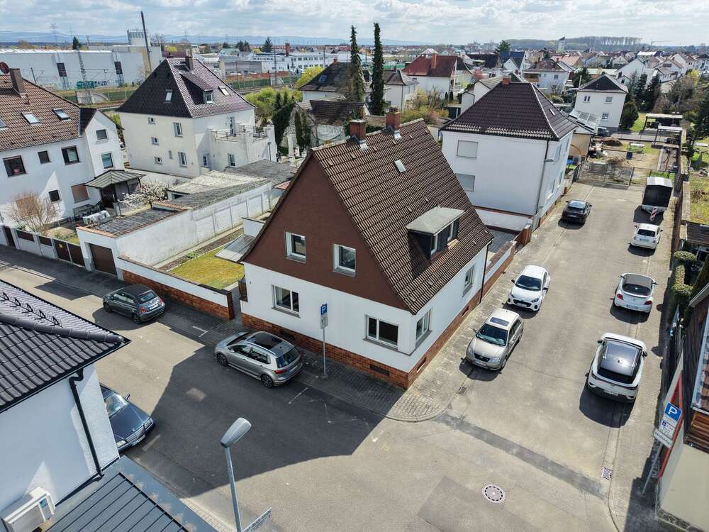 Thumbnail-Haus zum Kaufen in Lampertheim 395.000,00 € 143.93 m²