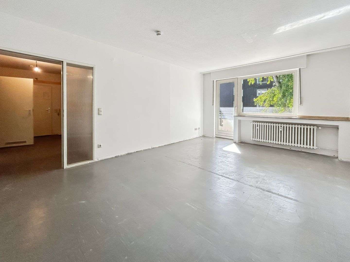 Thumbnail-Wohnung zum Kaufen in Duisburg 140.000,00 € 81.85 m²