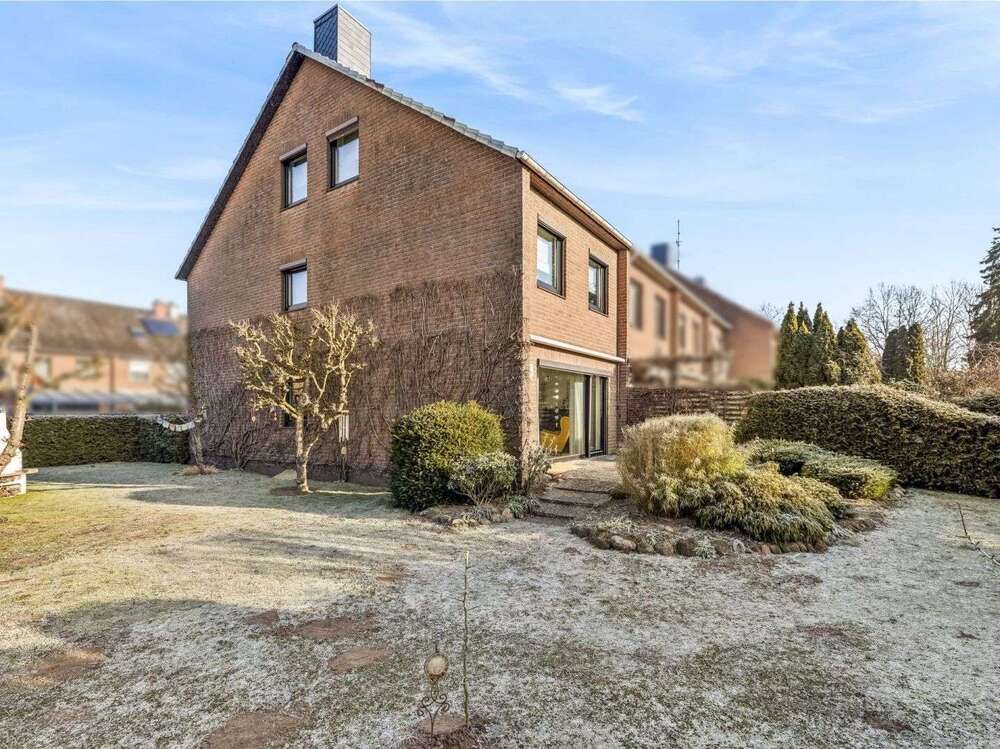 Thumbnail-Haus zum Kaufen in Büchen 495.000,00 € 180 m²