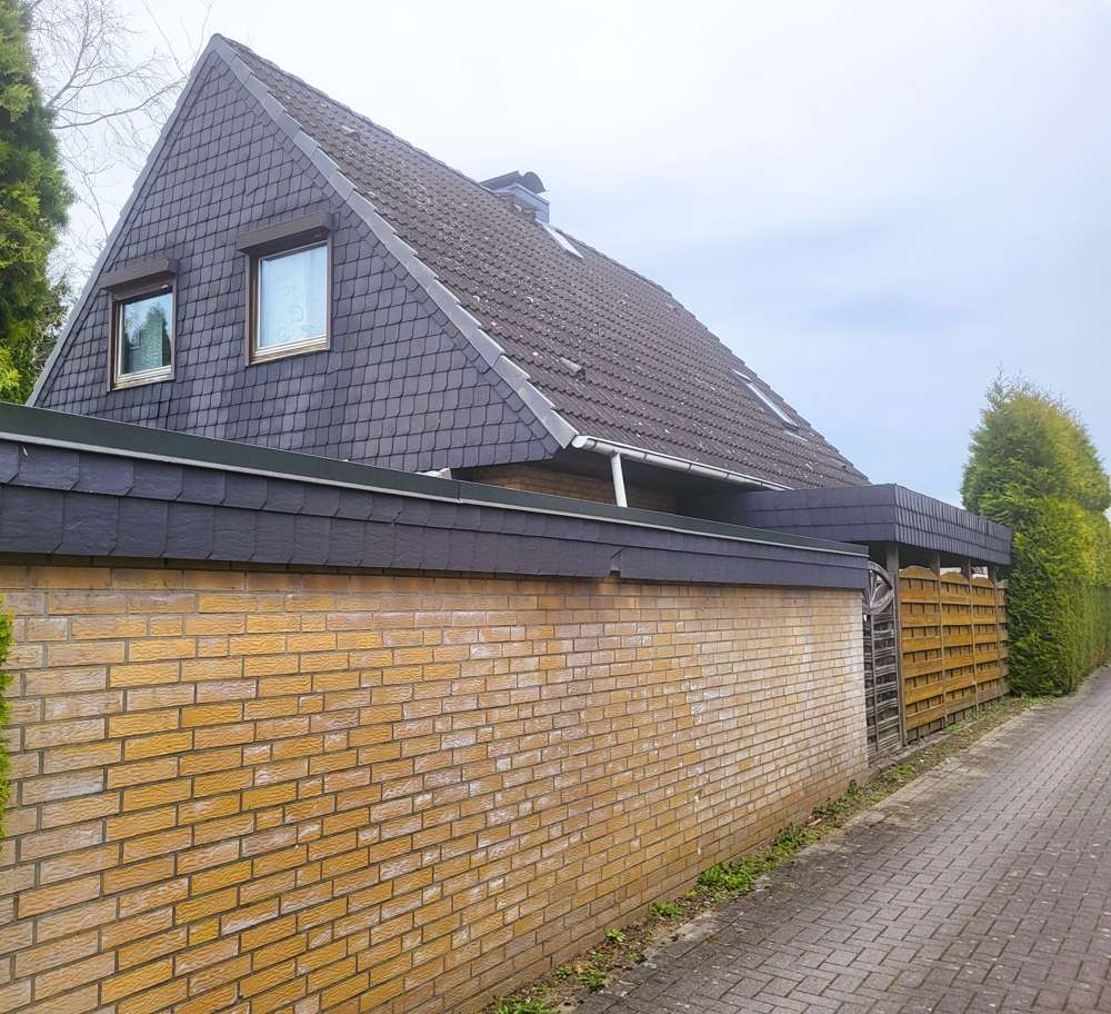 Thumbnail-Haus zum Kaufen in Norderstedt 169.000,00 € 105 m²