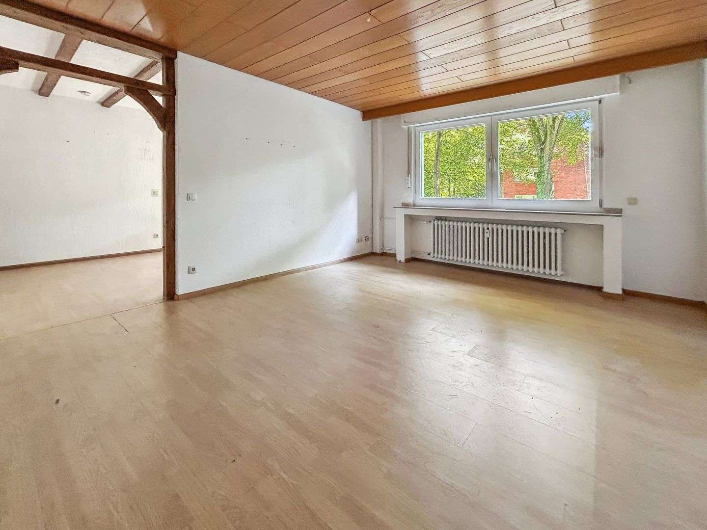 Thumbnail-Wohnung zum Kaufen in Duisburg 140.000,00 € 80.48 m²