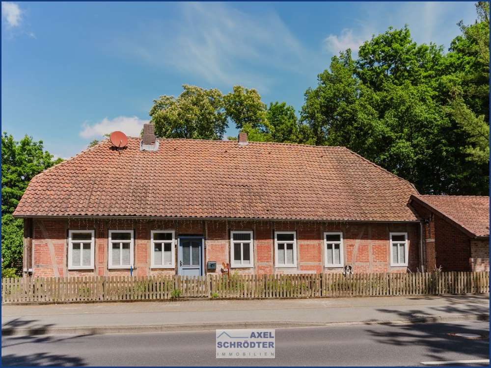 Thumbnail-Haus zum Kaufen in Celle 245.000,00 € 196.84 m²