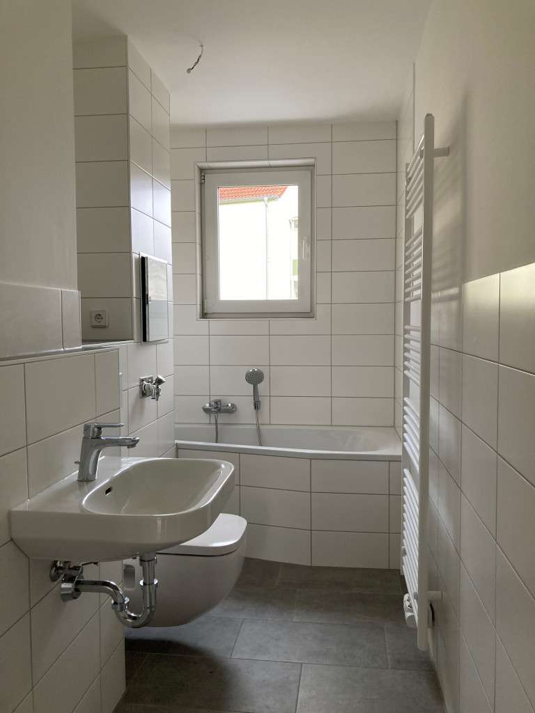 Thumbnail-Wohnung zum Mieten in Mühlhausen 305,52 € 50.92 m²