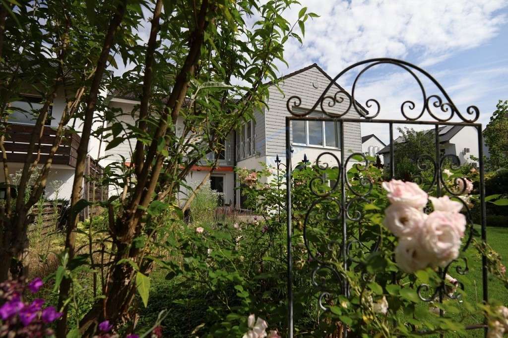 Thumbnail-Haus zum Kaufen in Darmstadt 999.900,00 € 237.88 m²
