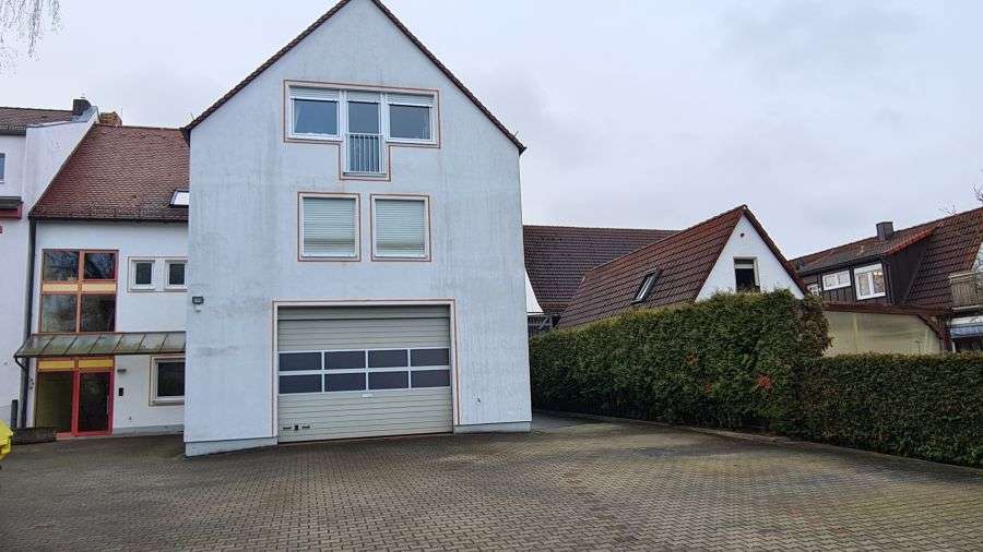 Thumbnail-Haus zum Kaufen in Nürnberg 1.200.000,00 € 515 m²