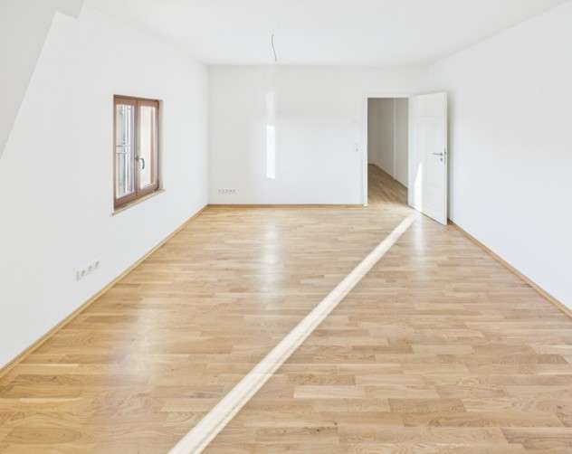 Thumbnail-Wohnung zum Mieten in Halle 1.099,00 € 100.41 m²