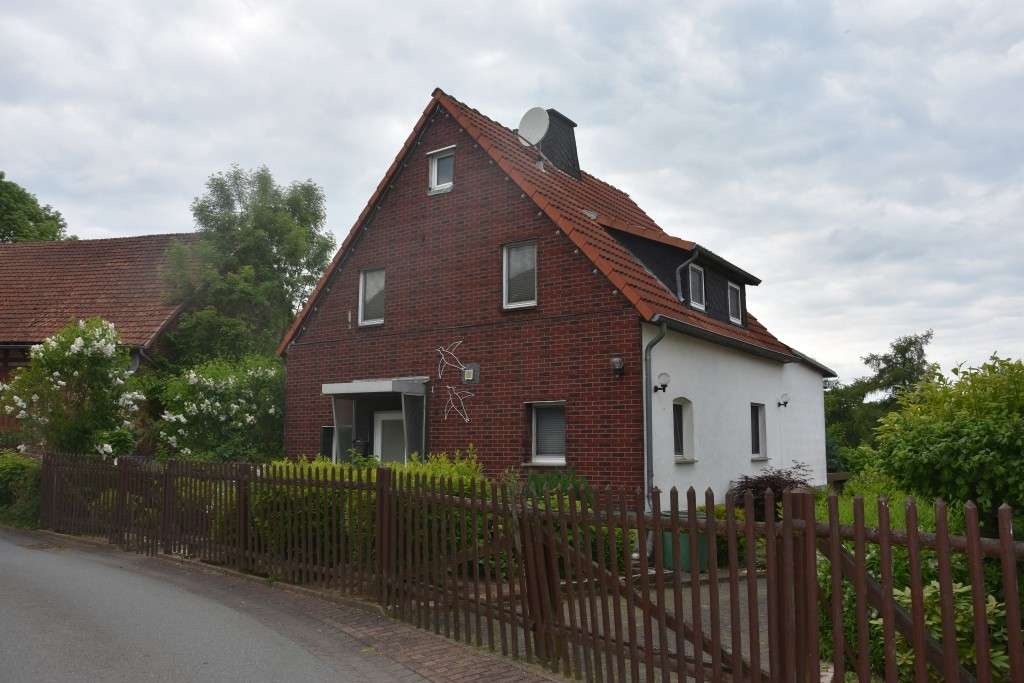 Thumbnail-Haus zum Kaufen in Lichtenfels, OT Fürstenberg 74.500,00 € 115 m²