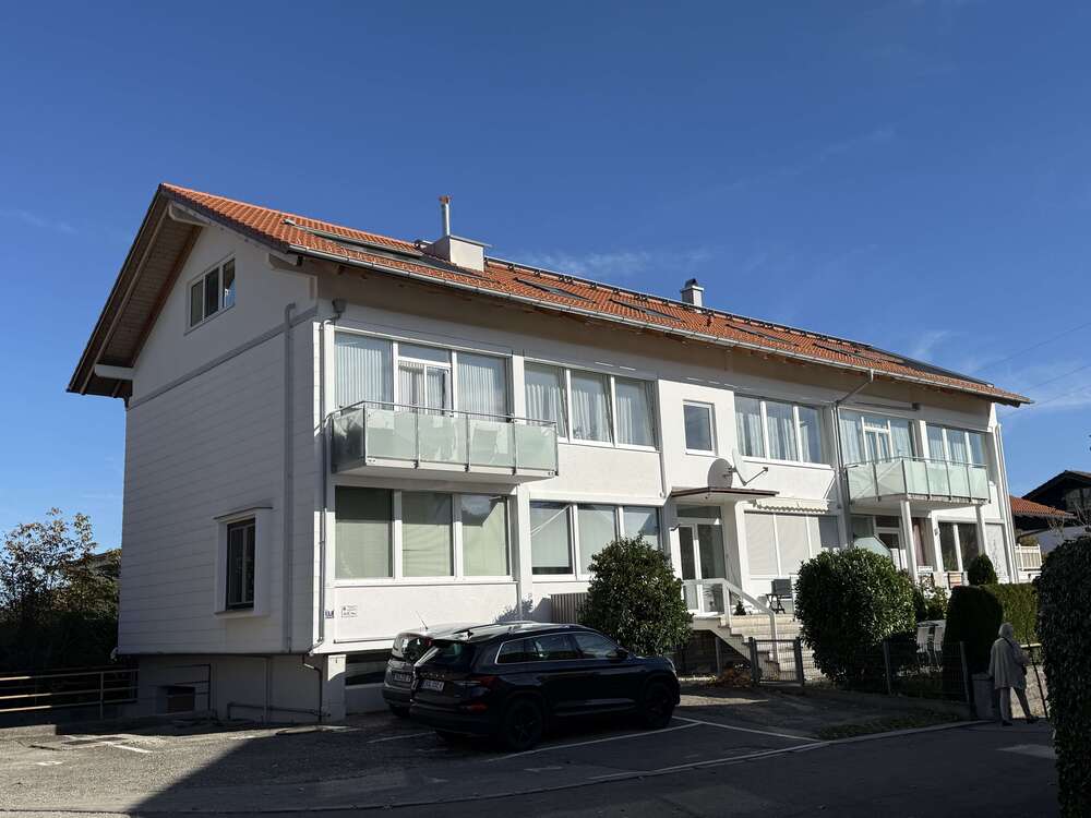 Thumbnail-Wohnung zum Kaufen in Ainring 285.000,00 € 77.2 m²