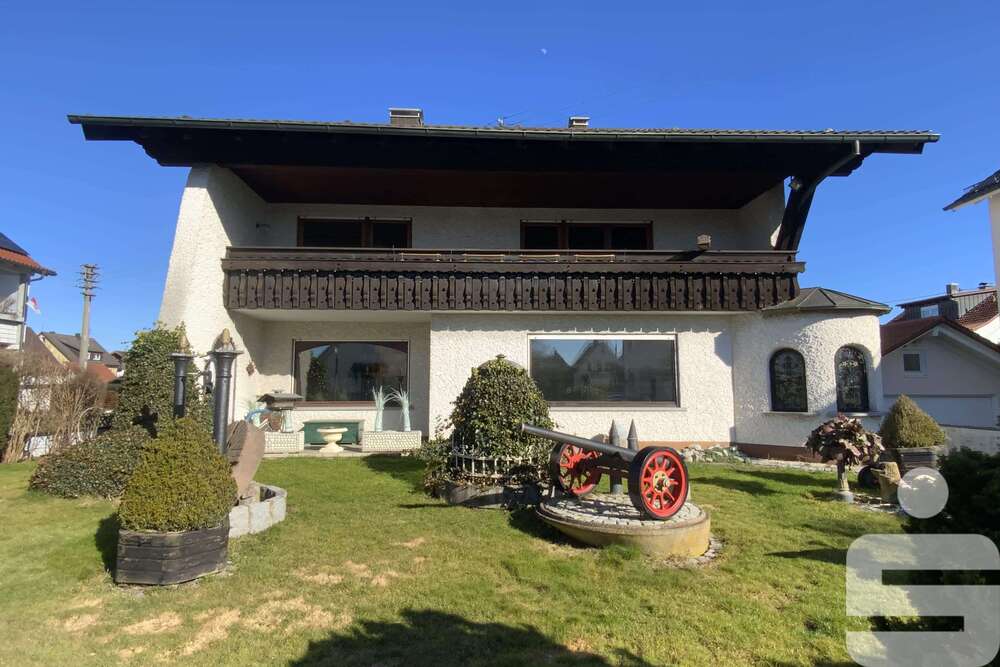 Thumbnail-Haus zum Kaufen in Vöhringen 689.000,00 € 215 m²