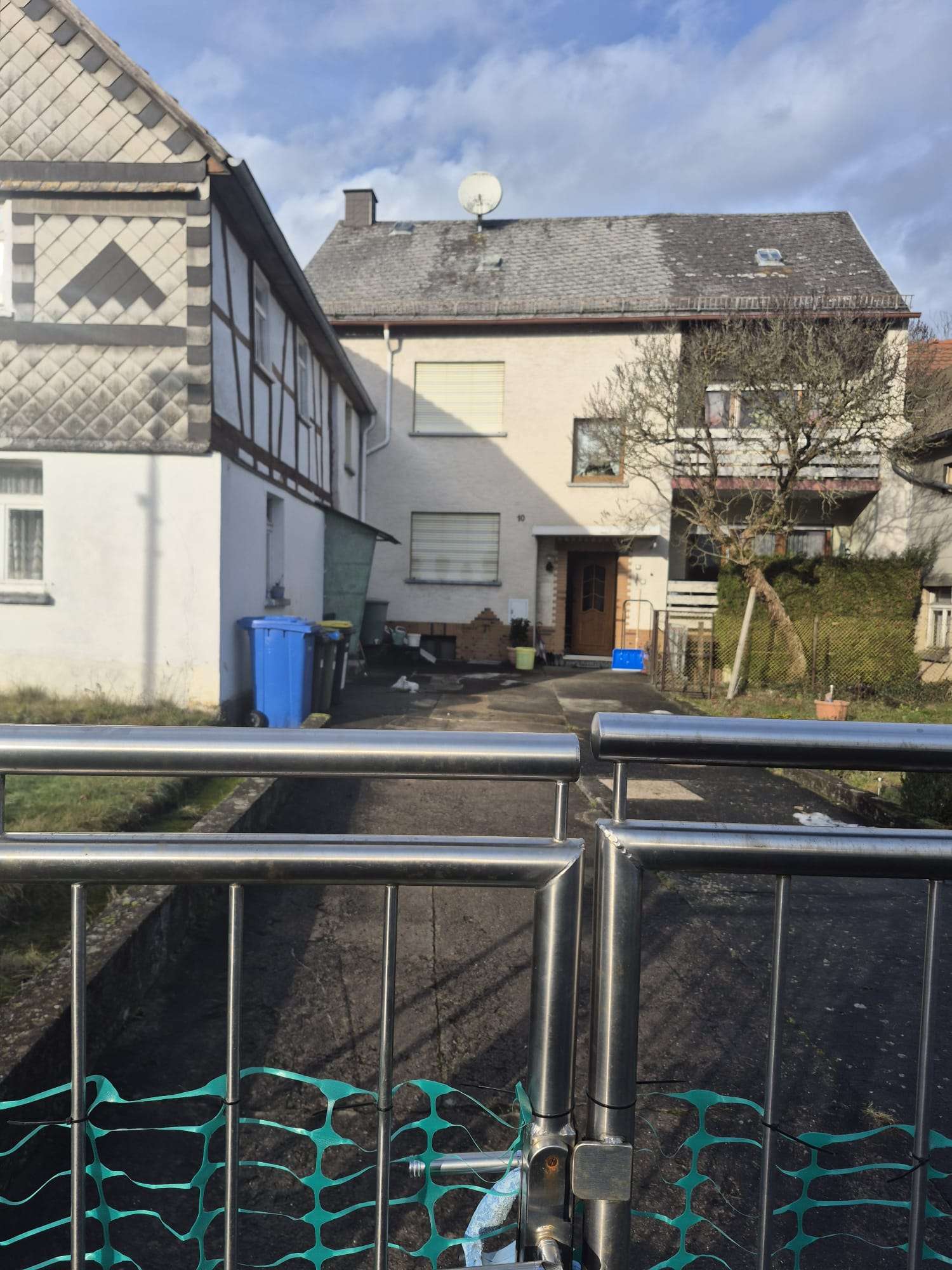 Thumbnail-Haus zum Kaufen in Biebertal 159.000,00 € 160 m²