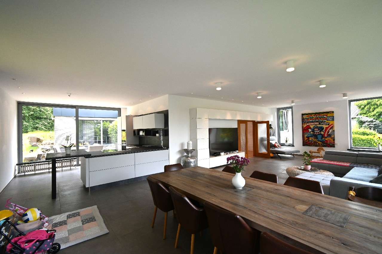 Thumbnail-Haus zum Kaufen in Wuppertal 1.195.000,00 € 306 m²