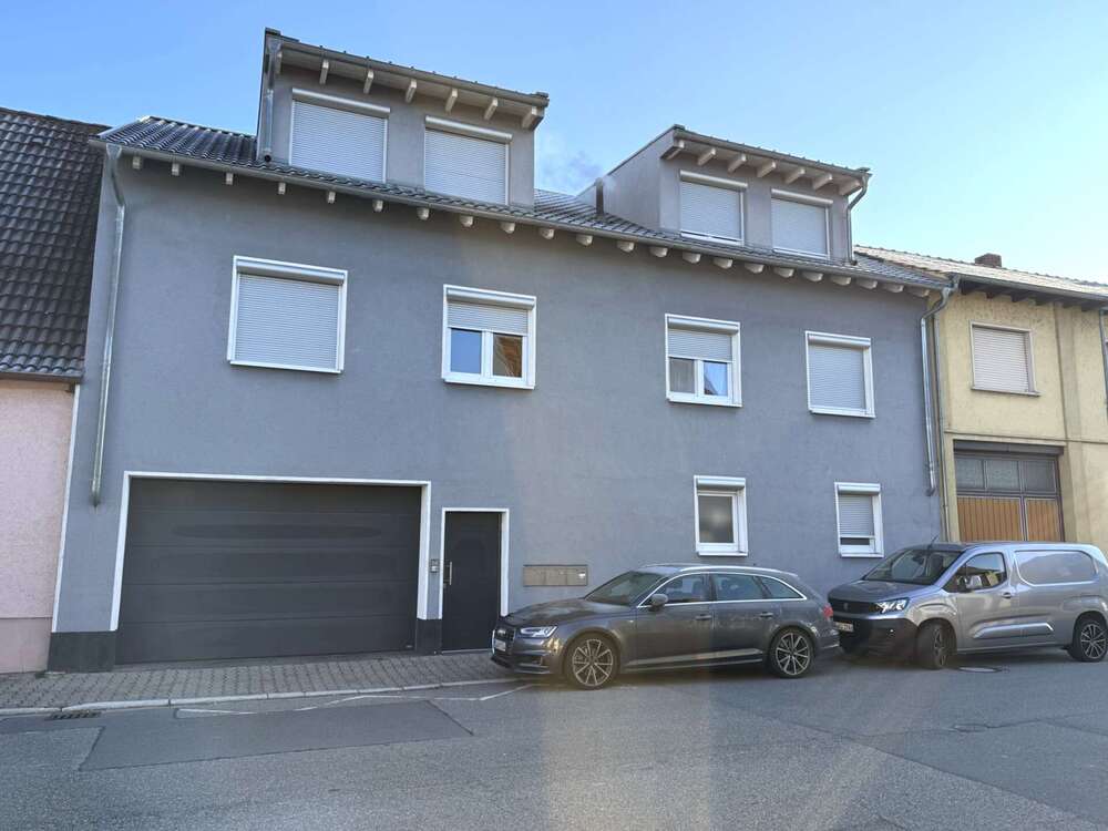 Thumbnail-Haus zum Kaufen in Altlußheim 699.900,00 € 200 m²