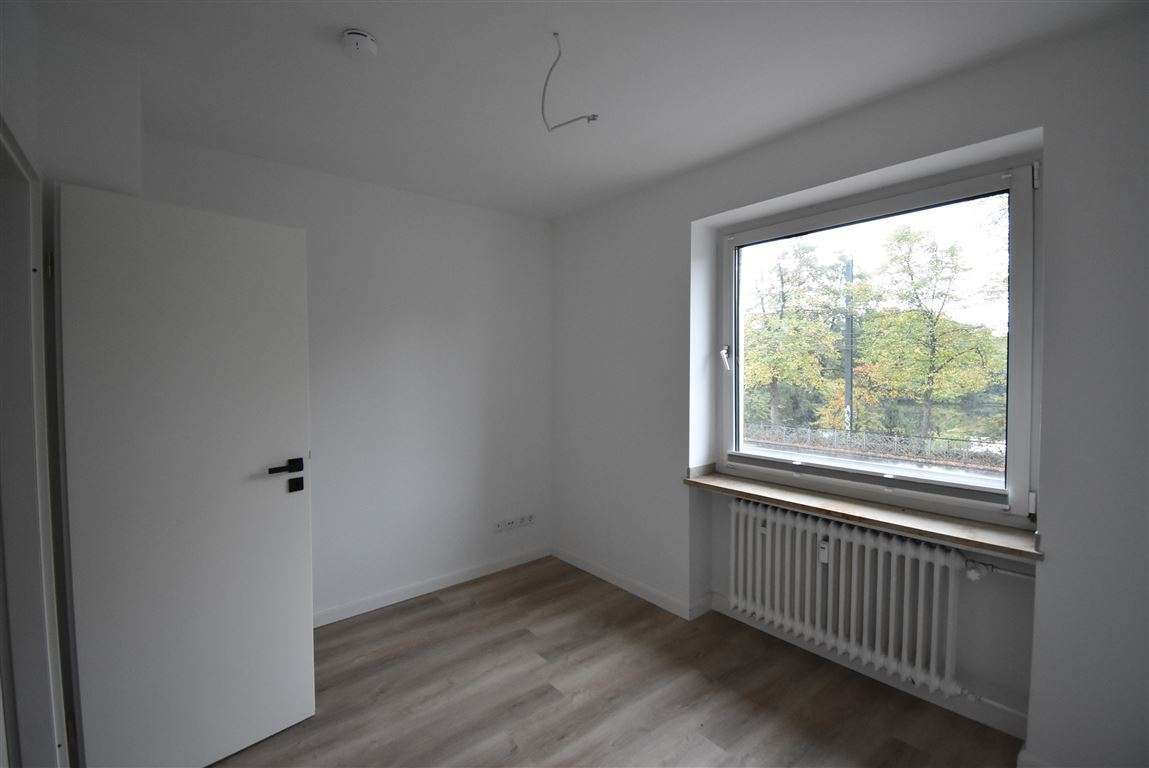Thumbnail-Wohnung zum Mieten in Düsseldorf 610,00 € 13.13 m²