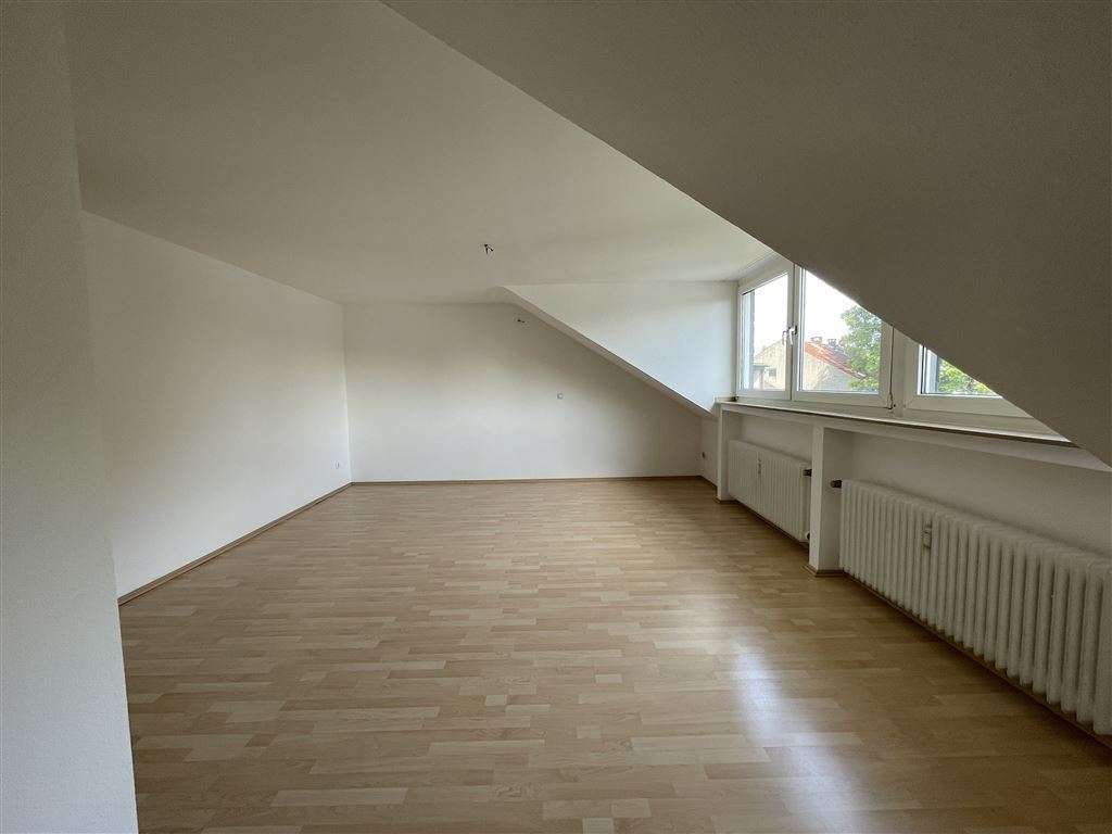 Thumbnail-Wohnung zum Mieten in Düsseldorf 825,00 € 57 m²