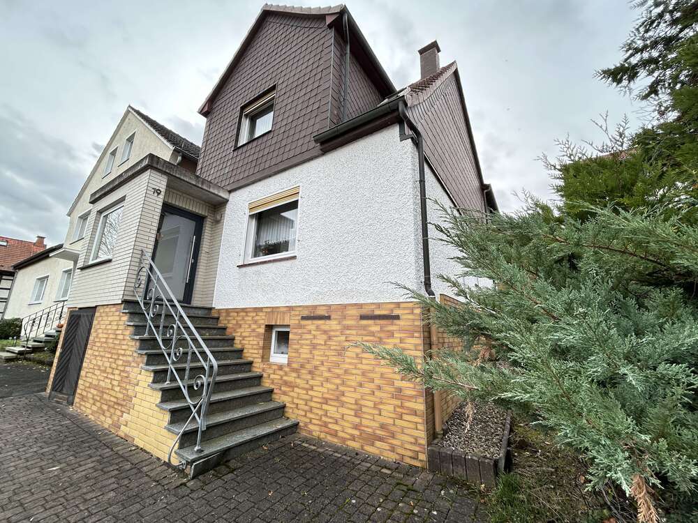 Thumbnail-Haus zum Kaufen in Warburg-Scherfede 105.000,00 € 111 m²