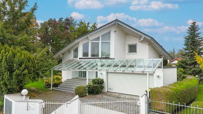 Thumbnail-Haus zum Kaufen in Reichertshofen 1.275.000,00 € 383 m²