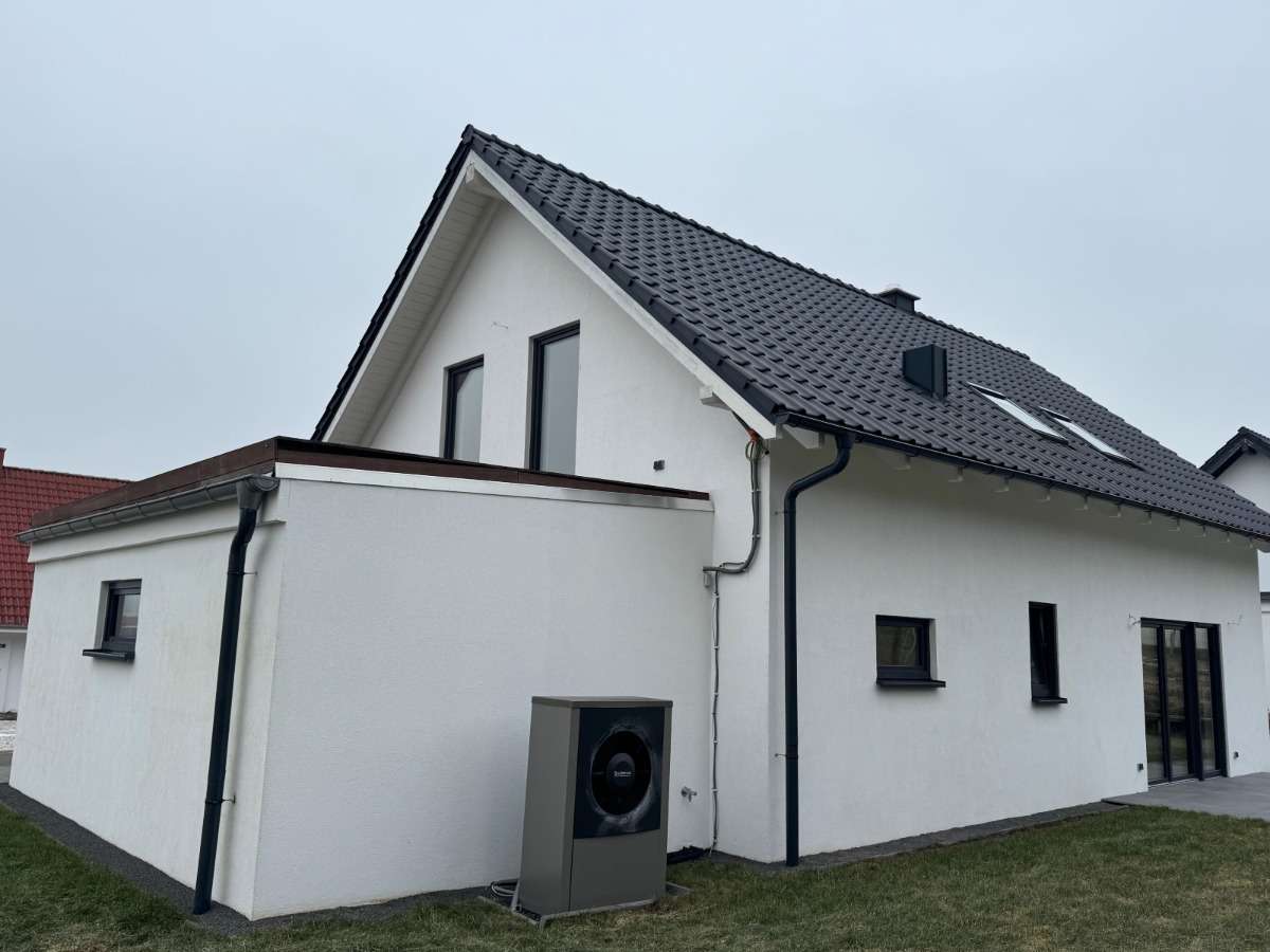 Thumbnail-Haus zum Kaufen in Grebenhain 350.000,00 € 199 m²