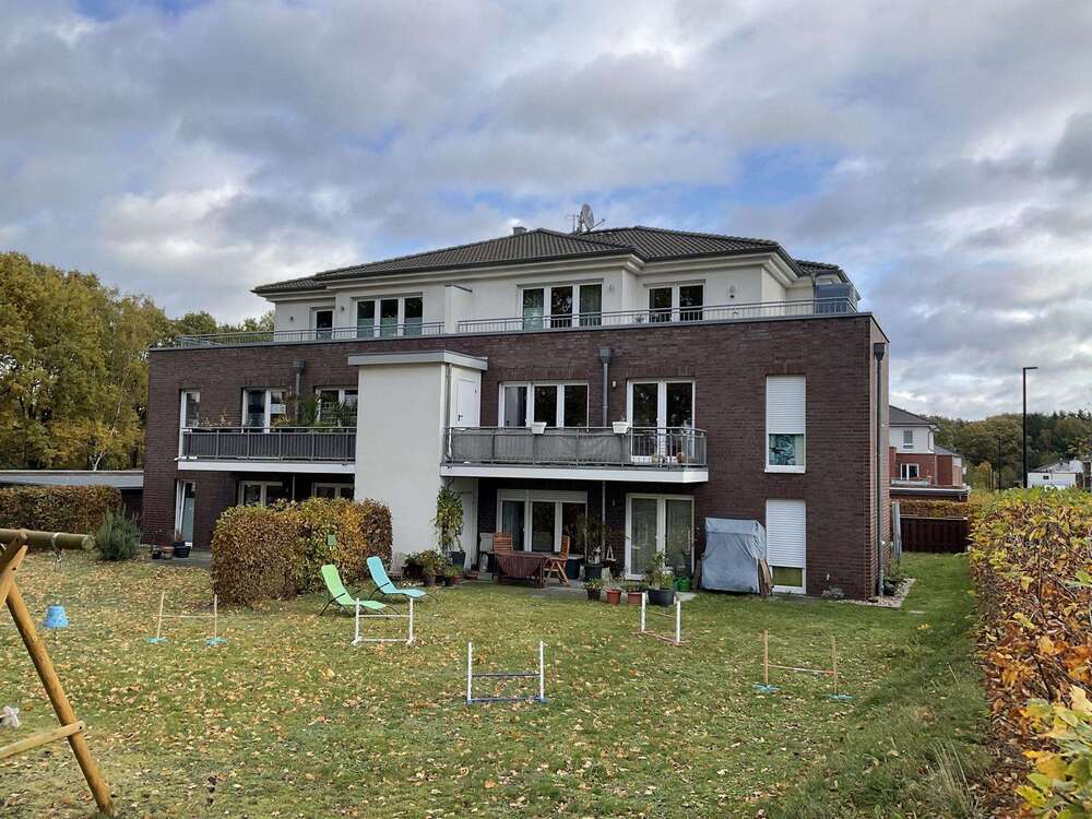 Thumbnail-Wohnung zum Mieten in Lüneburg 1.288,11 € 100.32 m²