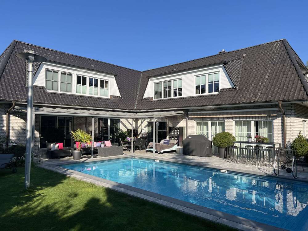 Thumbnail-Haus zum Kaufen in Burgwedel 2.850.000,00 € 480 m²