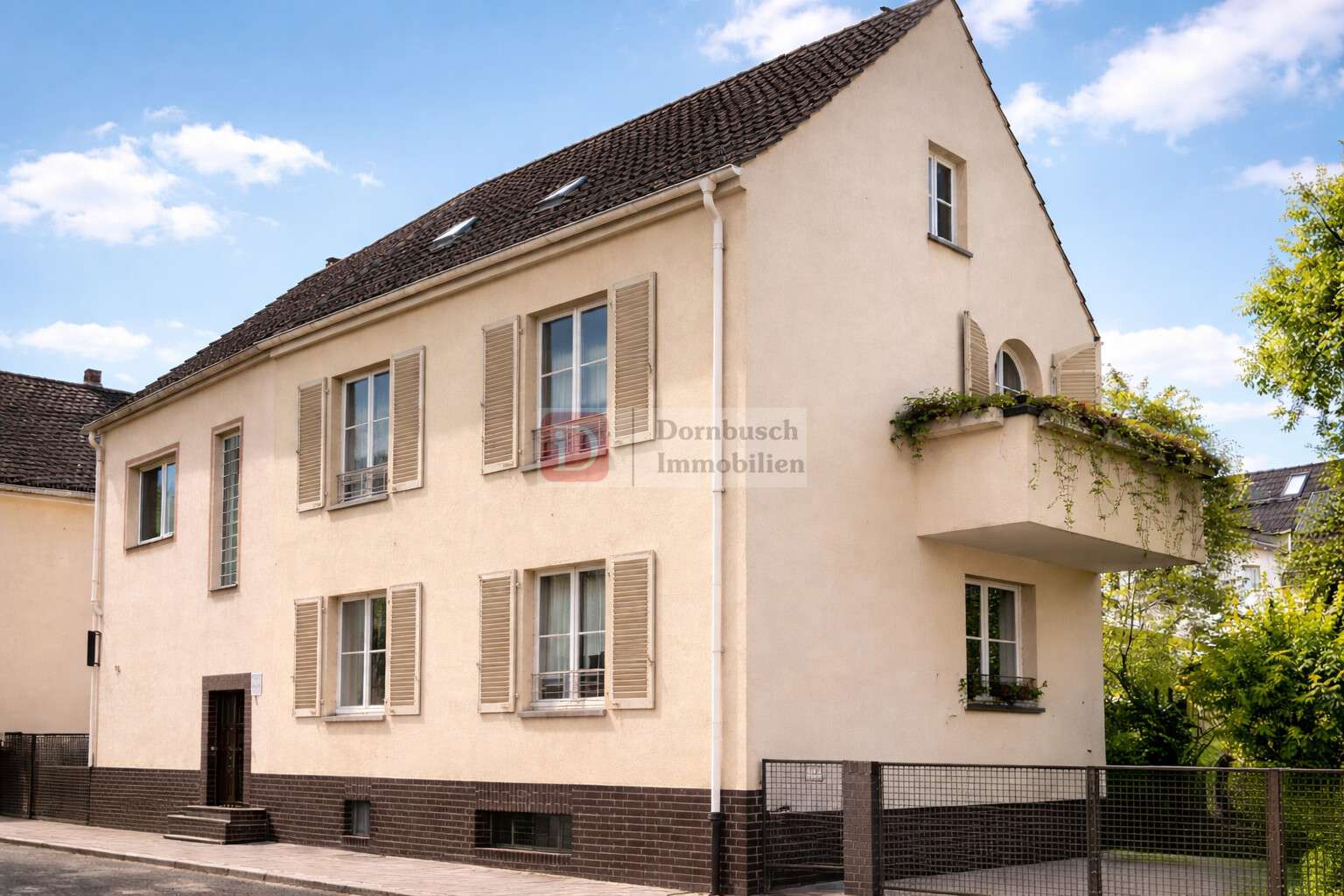 Thumbnail-Haus zum Kaufen in Frankfurt Main 499.000,00 € 112 m²