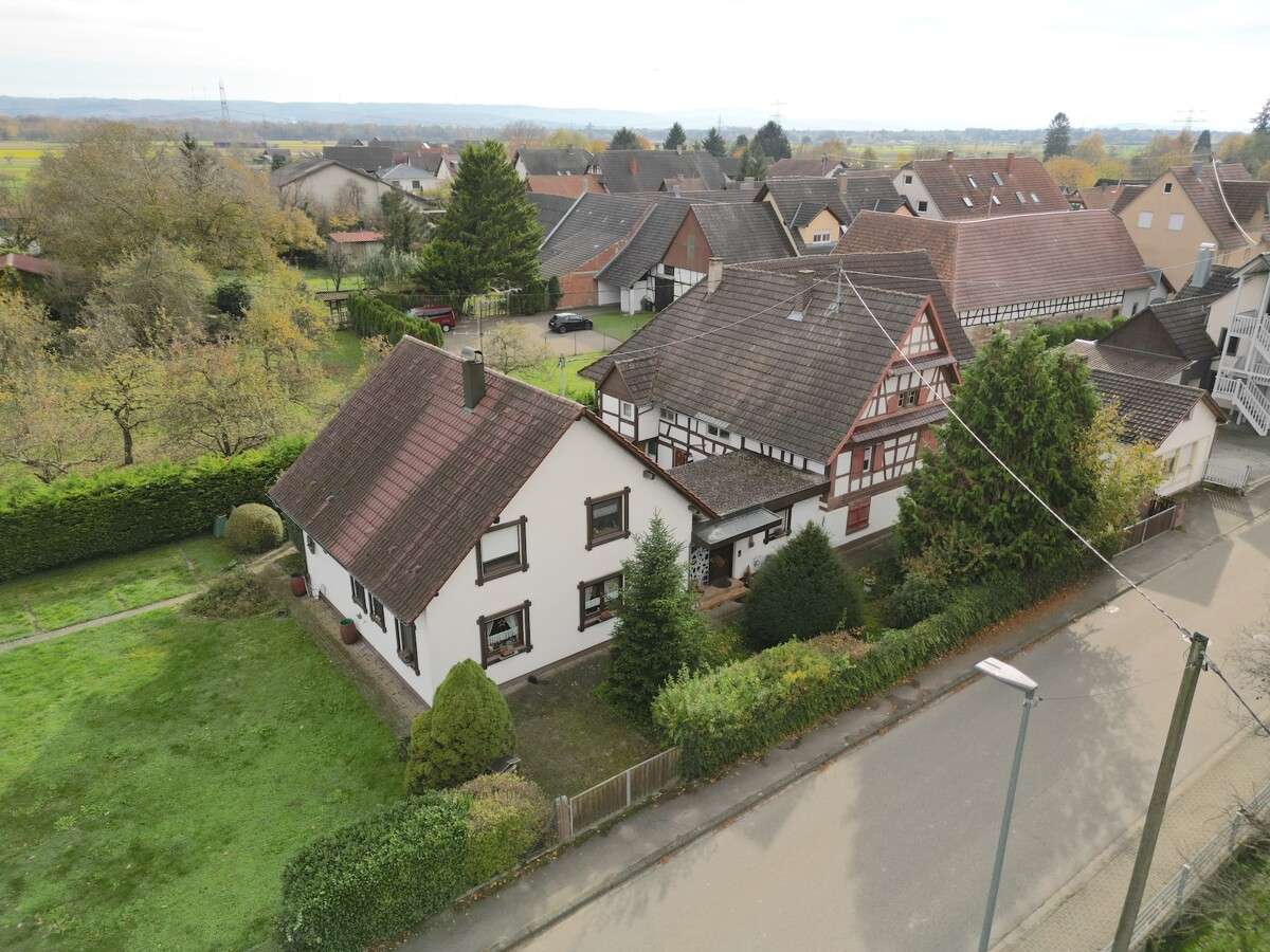 Thumbnail-Haus zum Kaufen in Schwanau Nonnenweier 495.000,00 € 300 m²