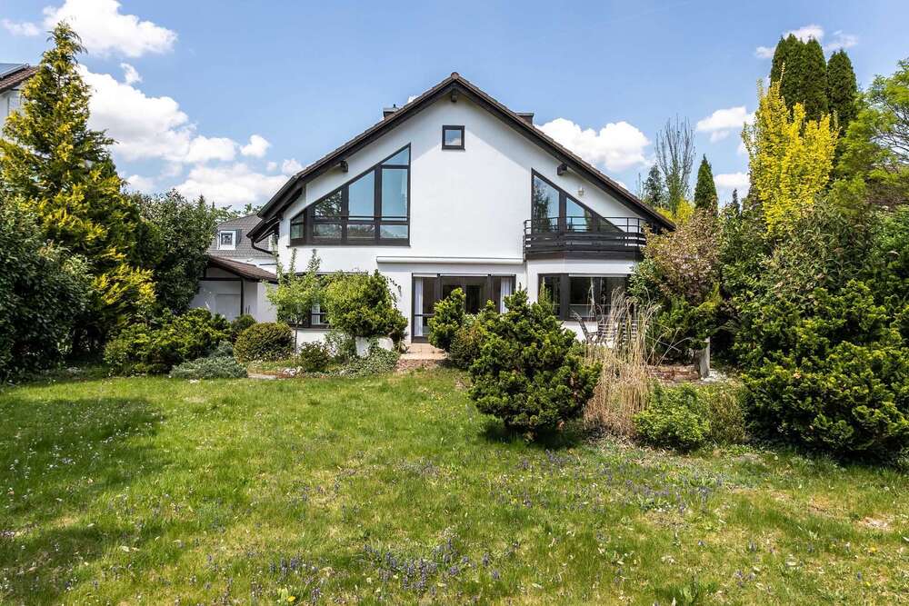 Thumbnail-Haus zum Kaufen in München 2.587.000,00 € 204 m²