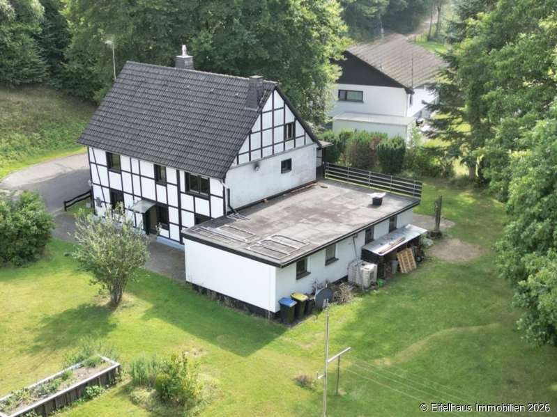 Thumbnail-Haus zum Kaufen in Hellenthal Wiesen 196.000,00 € 182 m²