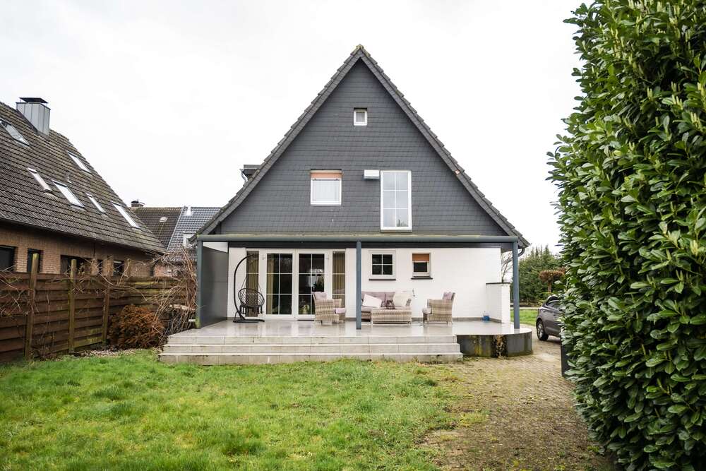 Thumbnail-Haus zum Kaufen in Emmerich am Rhein 359.000,00 € 157 m²