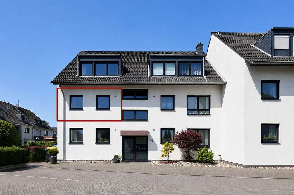 Thumbnail-Wohnung zum Kaufen in Köln-Dellbrück 245.000,00 € 65.83 m²