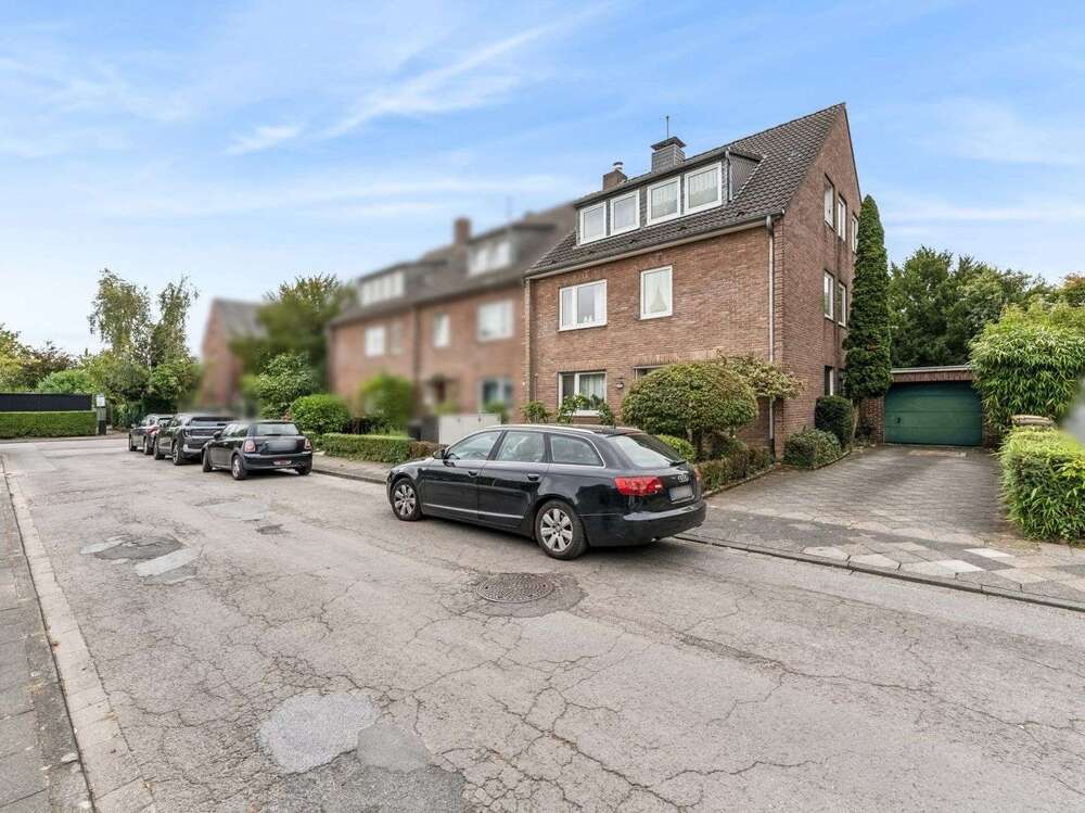 Thumbnail-Haus zum Kaufen in Meerbusch 779.000,00 € 214.22 m²