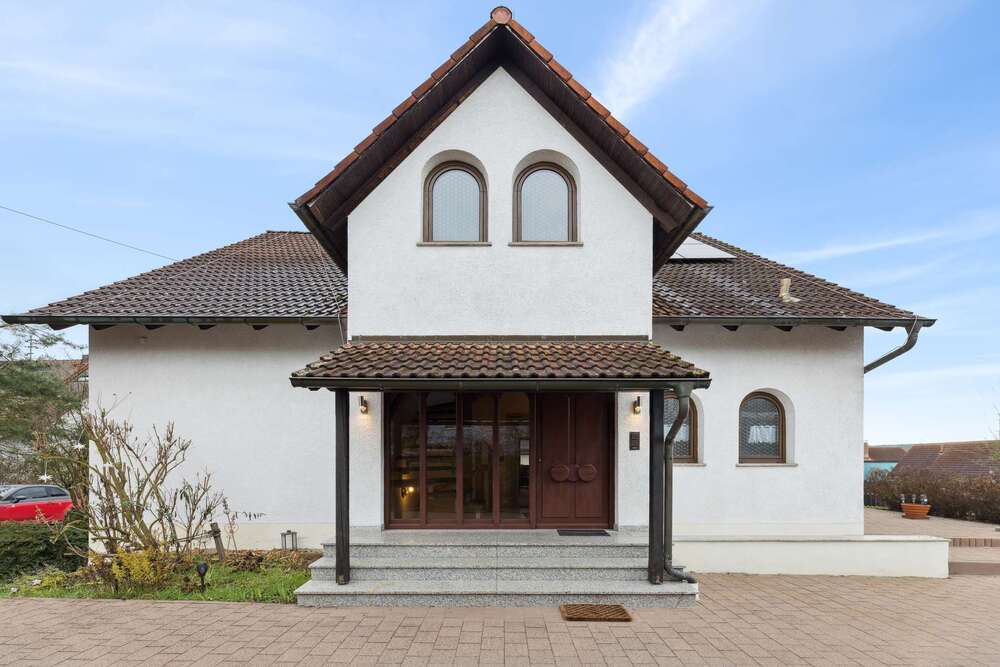 Thumbnail-Haus zum Kaufen in Hallerndorf 575.000,00 € 238.75 m²