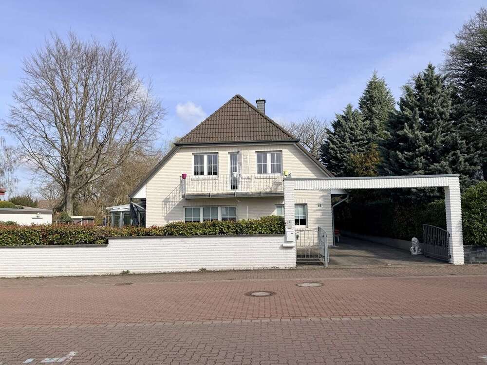 Thumbnail-Haus zum Kaufen in Laatzen 647.750,00 € 219 m²