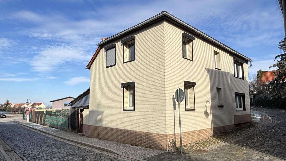 Thumbnail-Haus zum Kaufen in Quedlinburg 49.000,00 € 110 m²