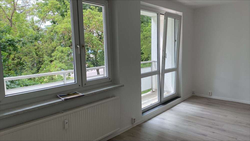 Thumbnail-Wohnung zum Mieten in Halle (Saale) 449,00 € 69 m²