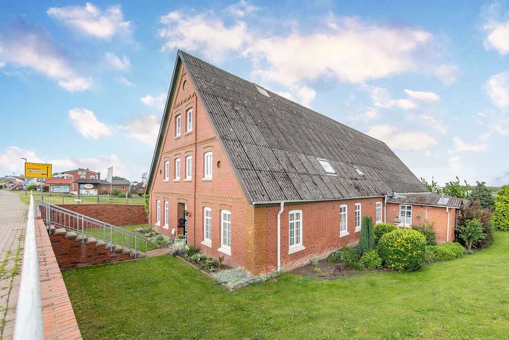 Thumbnail-Haus zum Kaufen in Winsen (Luhe) 595.000,00 € 298 m²