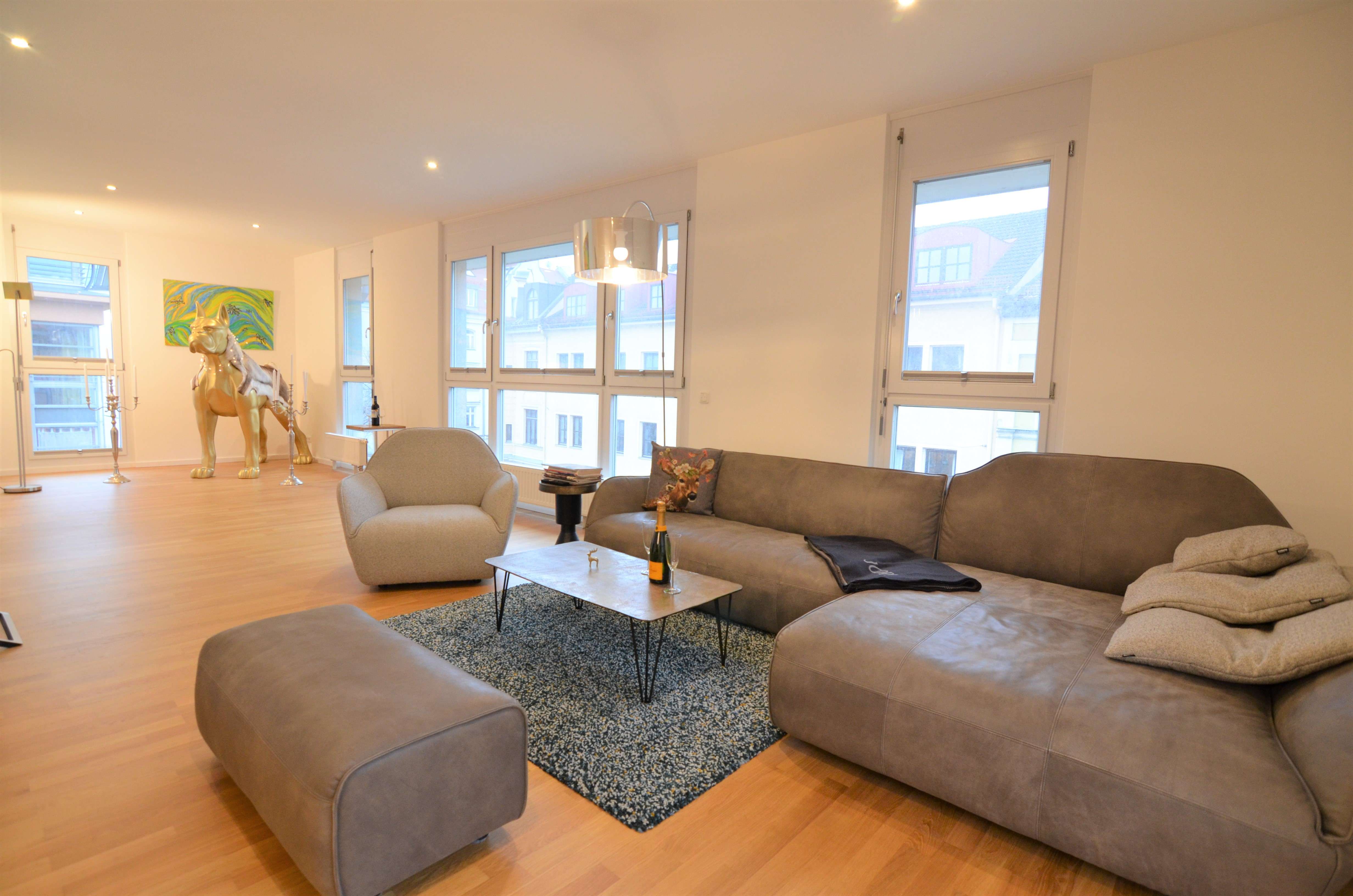 Thumbnail-Wohnung zum Kaufen in München 1.999.999,00 € 112 m²