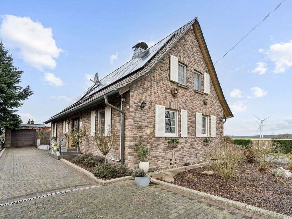 Thumbnail-Haus zum Kaufen in Neukirchen-Vluyn 1.350.000,00 € 271 m²