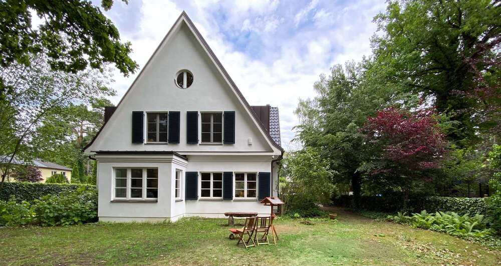 Thumbnail-Haus zum Kaufen in Berlin 1.699.000,00 € 260 m²