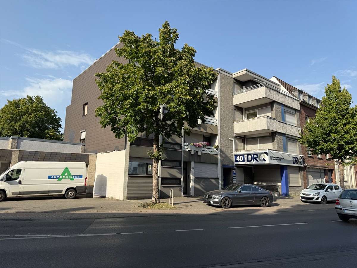 Thumbnail-Haus zum Kaufen in Mönchengladbach 649.000,00 € 403.8 m²