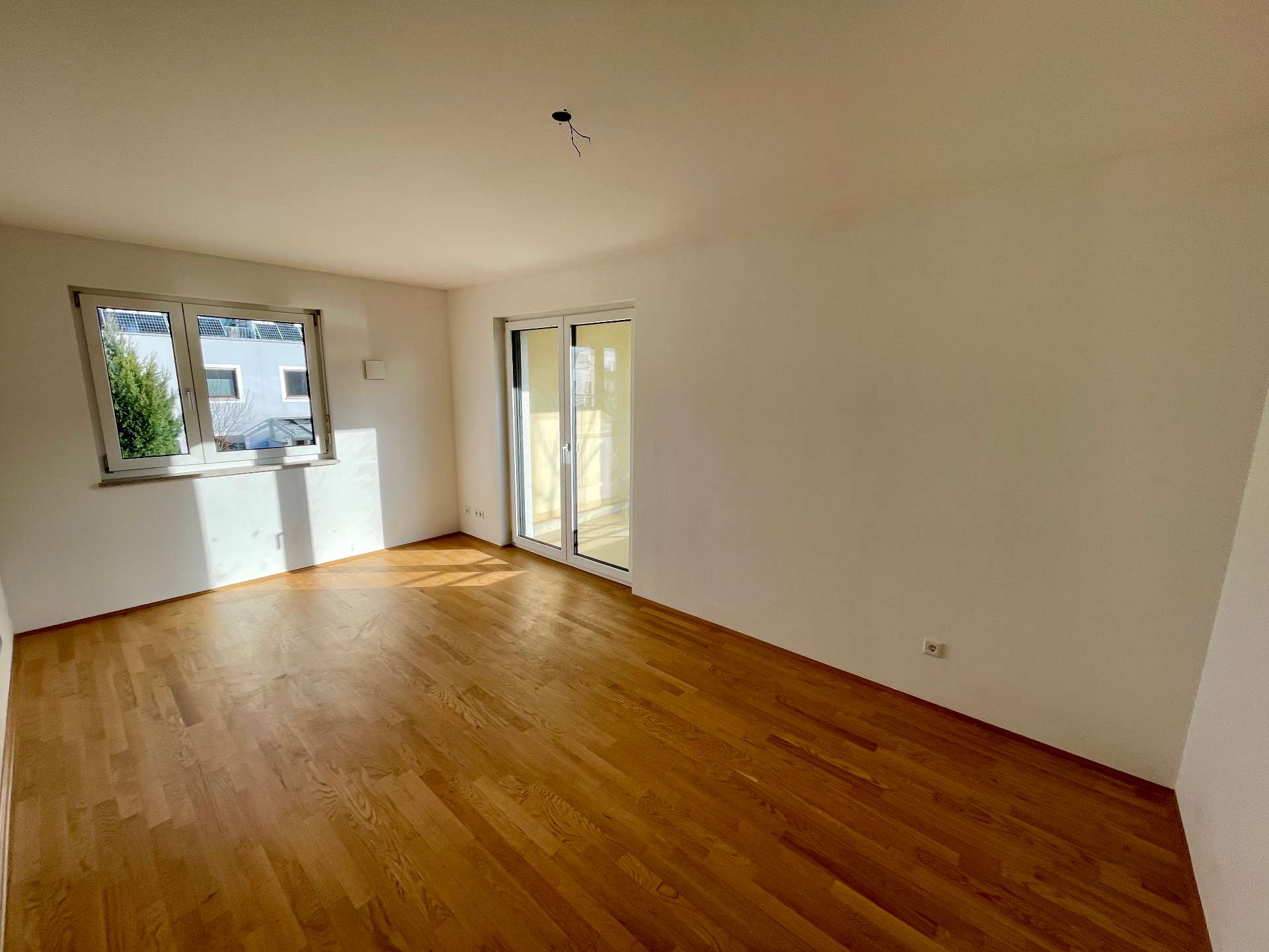 Thumbnail-Wohnung zum Mieten in Regensburg 1.238,93 € 97.4 m²