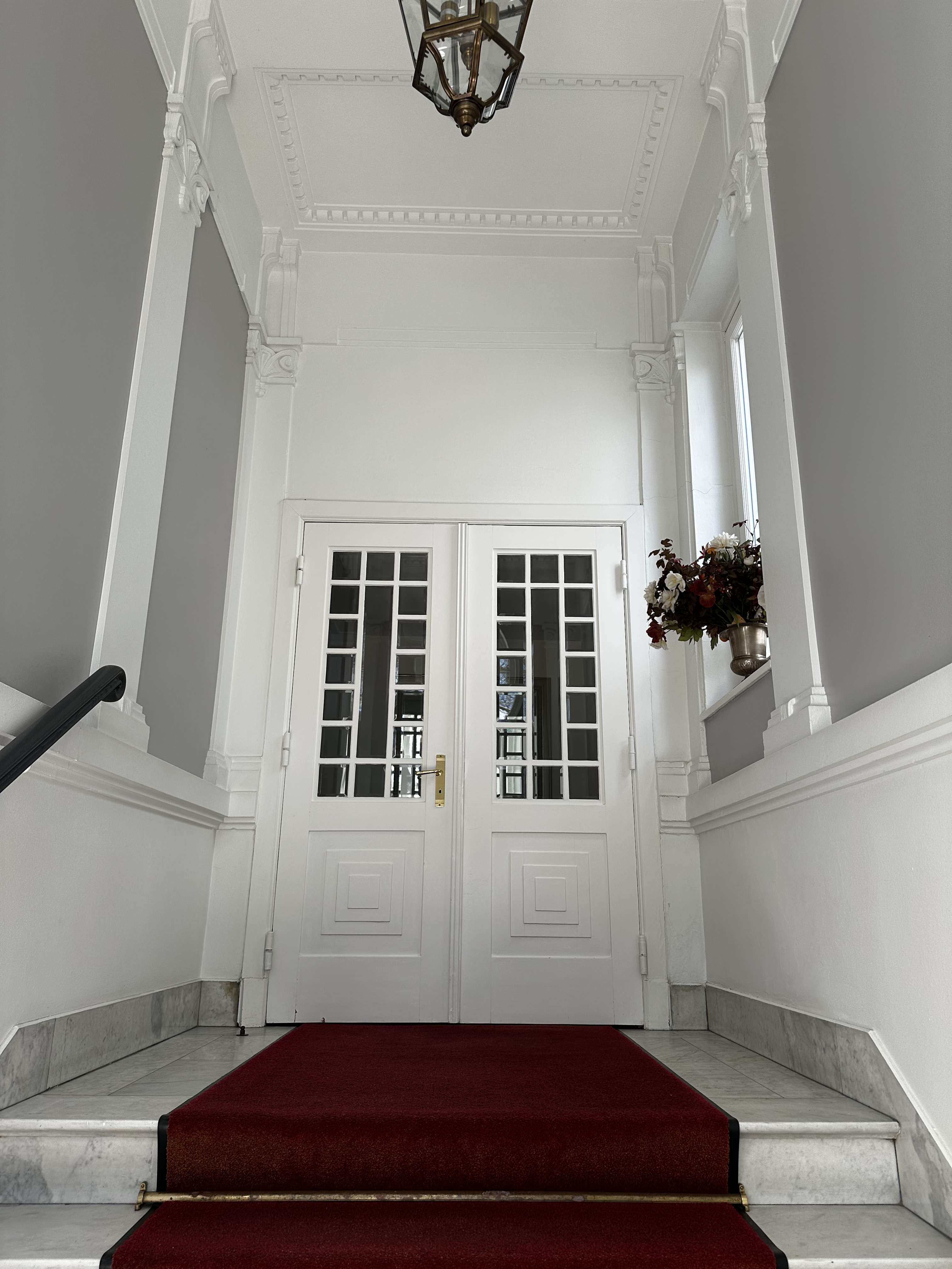 Thumbnail-Wohnung zum Mieten in Hamburg 3.060,00 € 165 m²