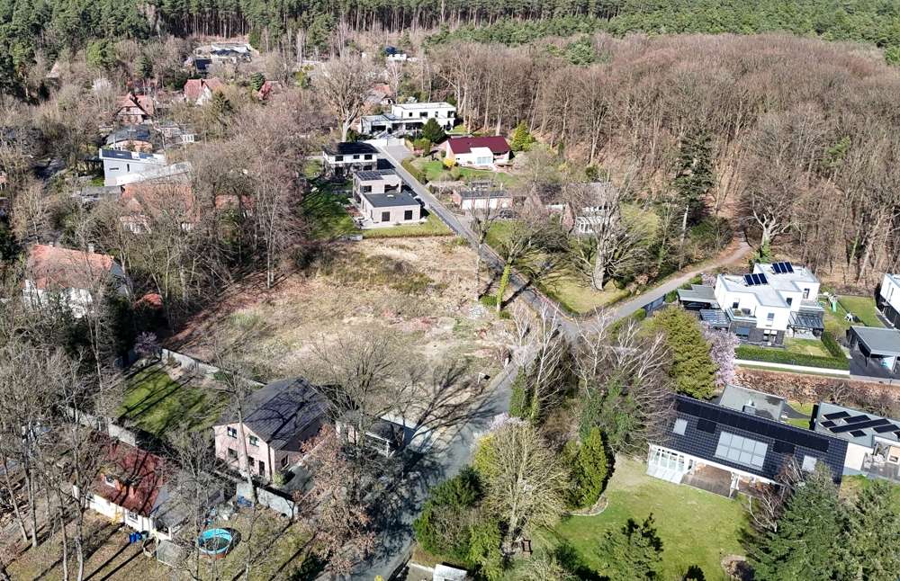 Thumbnail-Grundstück zu verkaufen in Adendorf 448.000,00 € 1179 m²