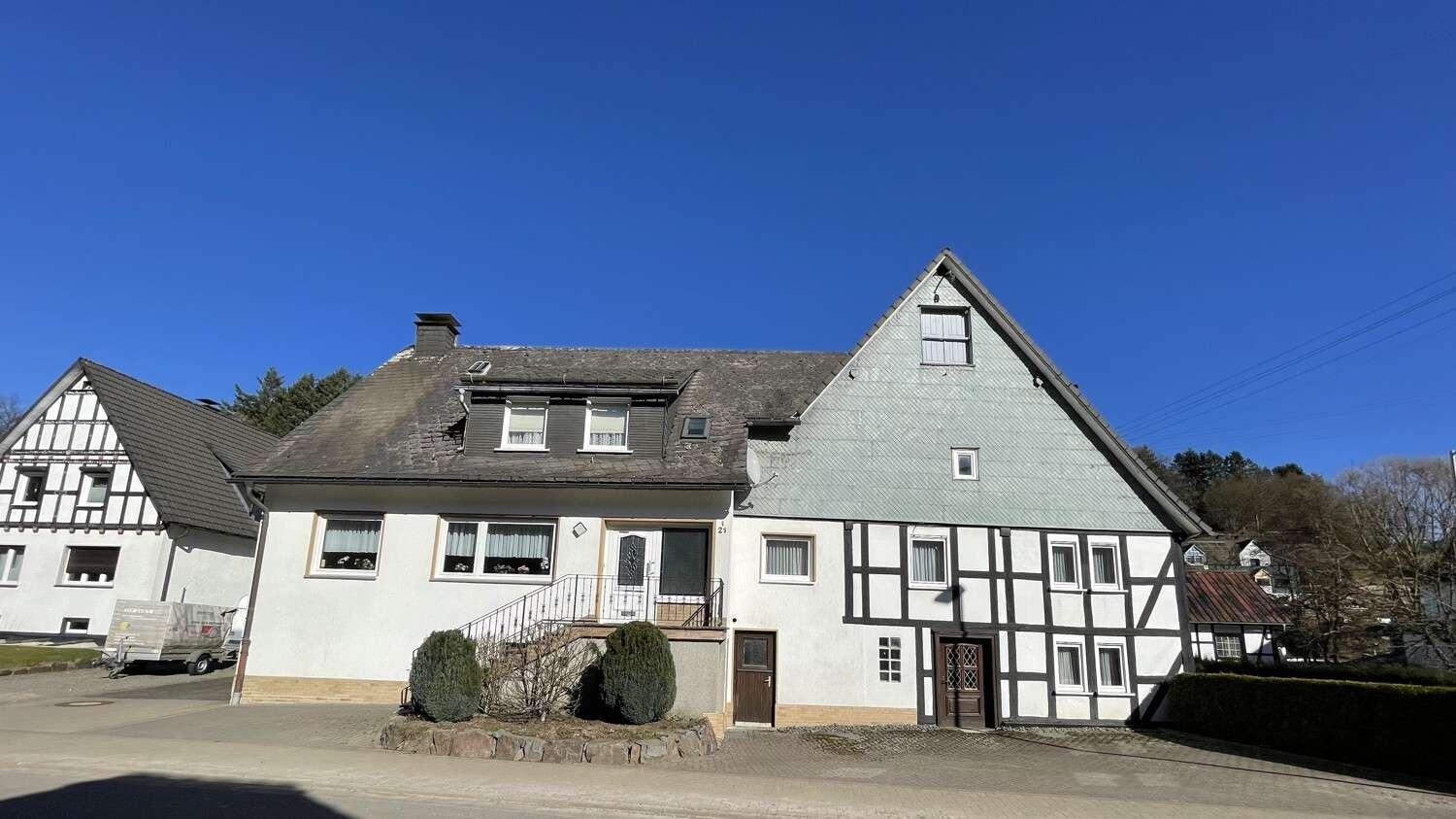 Thumbnail-Haus zum Kaufen in Kirchhundem Heinsberg 170.000,00 € 196 m²